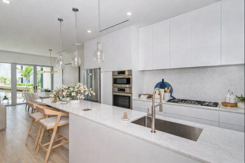 d1d0ff71-7c05-4175-a15d-34c56f1b7ed5-md